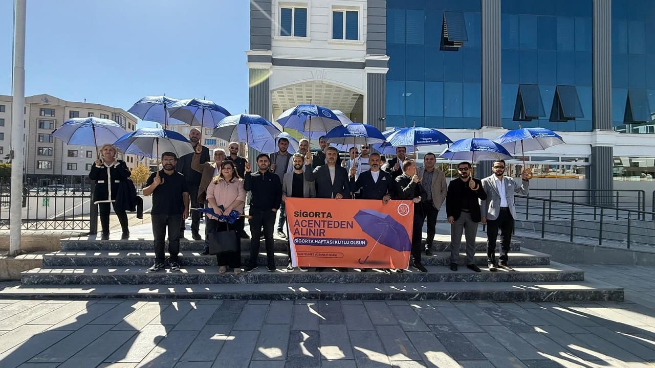 Van'da Sigorta Haftası Yürüyüşü Düzenlendi (4)