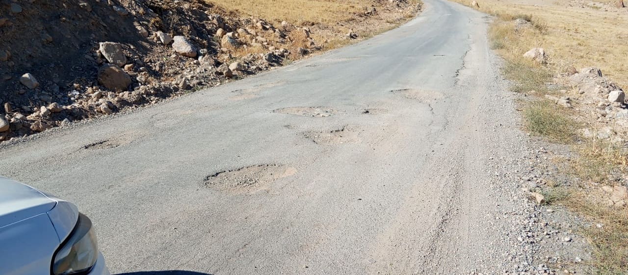 Van’da Yol Çilesi Yama Çalışması Da Yarım Kaldı (3)