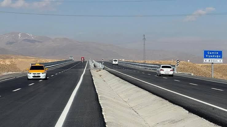 Van’da Zorlu Virajlar Tarih Oldu Çamlık Viyadüğü Açıldı (1)