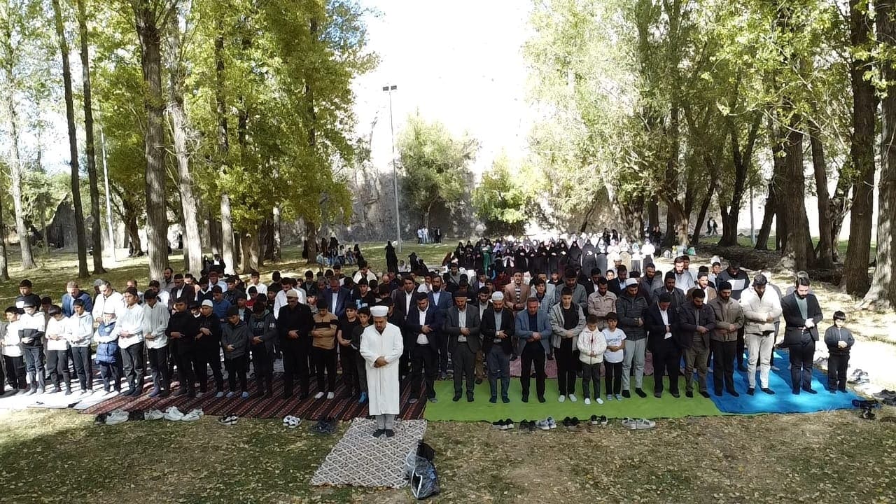 Van’daki Tarihi Medresede Gençlik Buluşması! (3)