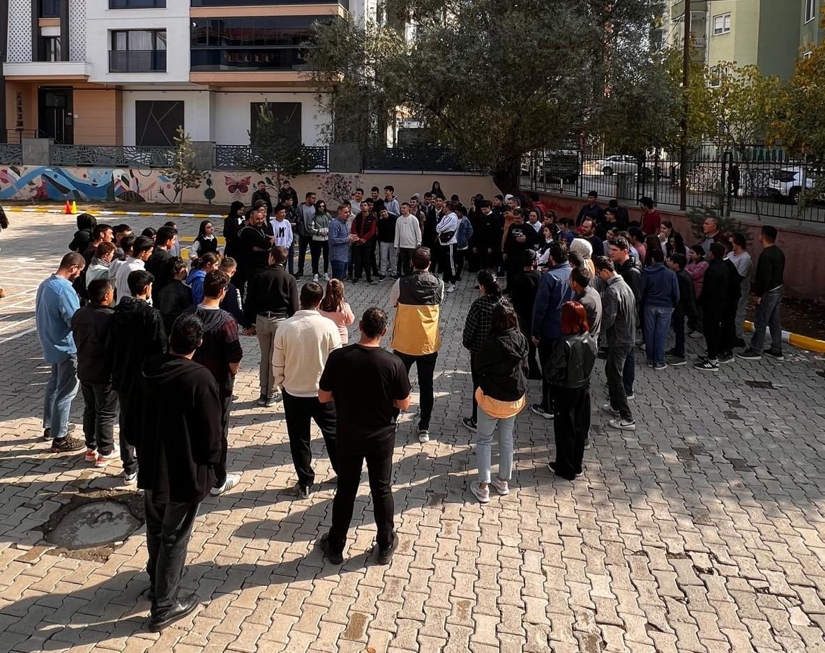 Van'daki Tüm Okullarda Eş Zamanlı Tatbikat (2)