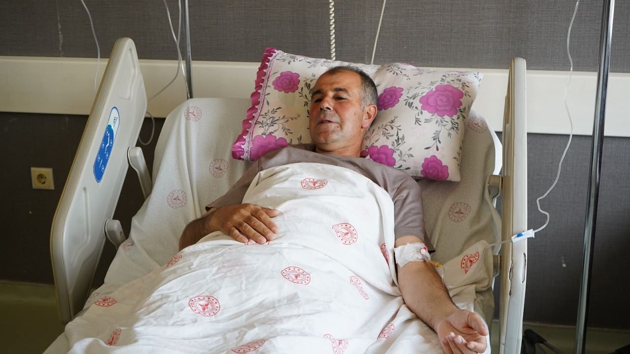 Vanlı Çiftçinin Karnından 4 Kiloluk Dev Kitle Çıktı (3)