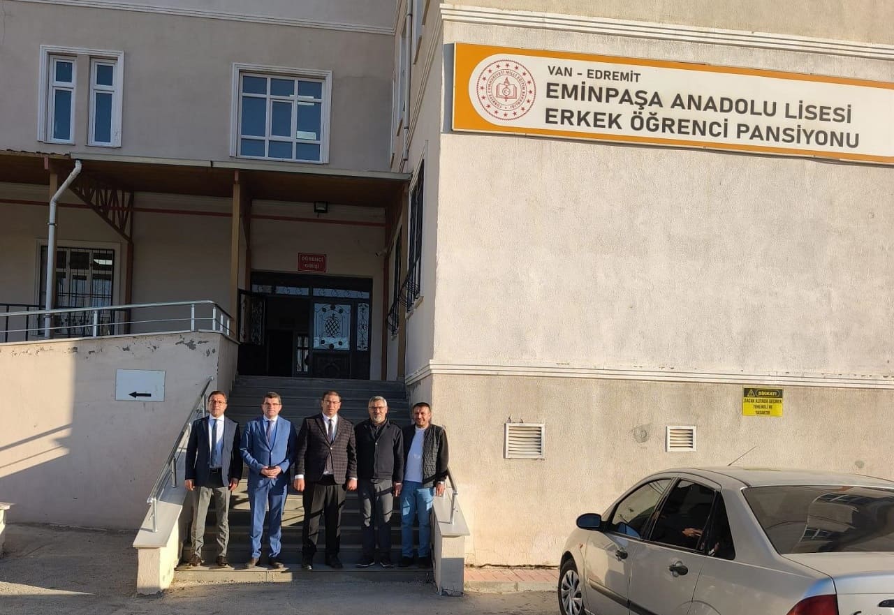 Edremit İlçe Milli Eğitim Müdürü, Öğrencilerle Kahvaltıda Buluştu (5)