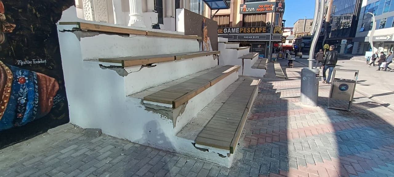 İpekyolu’nun ‘Sanat’ı Yıkıldı! (4)