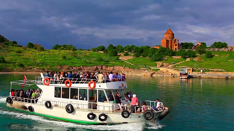 Kapi Komsusunun Gozdesi Iranlilar Vani Neden Ikinci Sehirleri Olarak Goruyor 2
