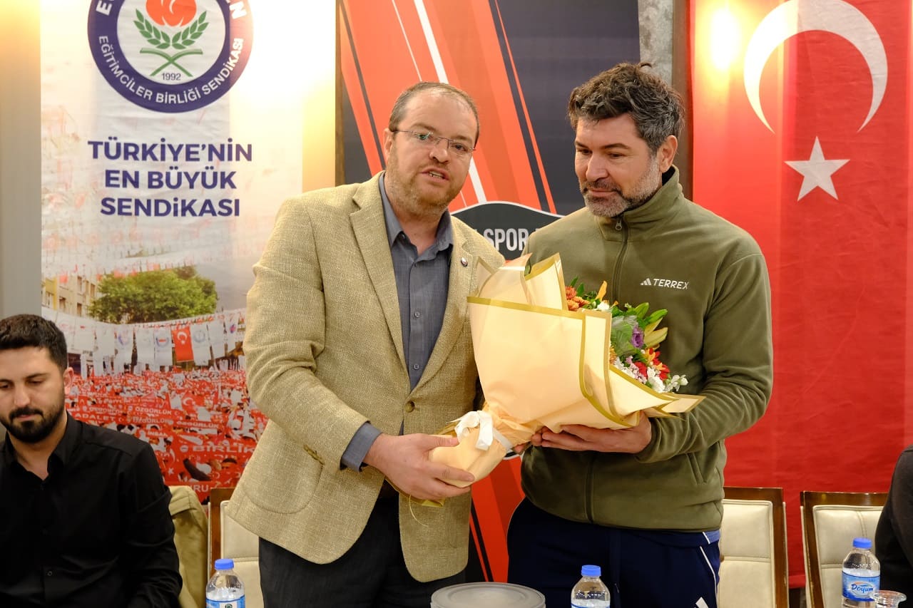 Memur Sen’den Vanspor’a Moral Yemeği (11)