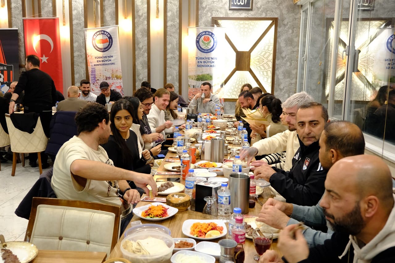 Memur Sen’den Vanspor’a Moral Yemeği (5)