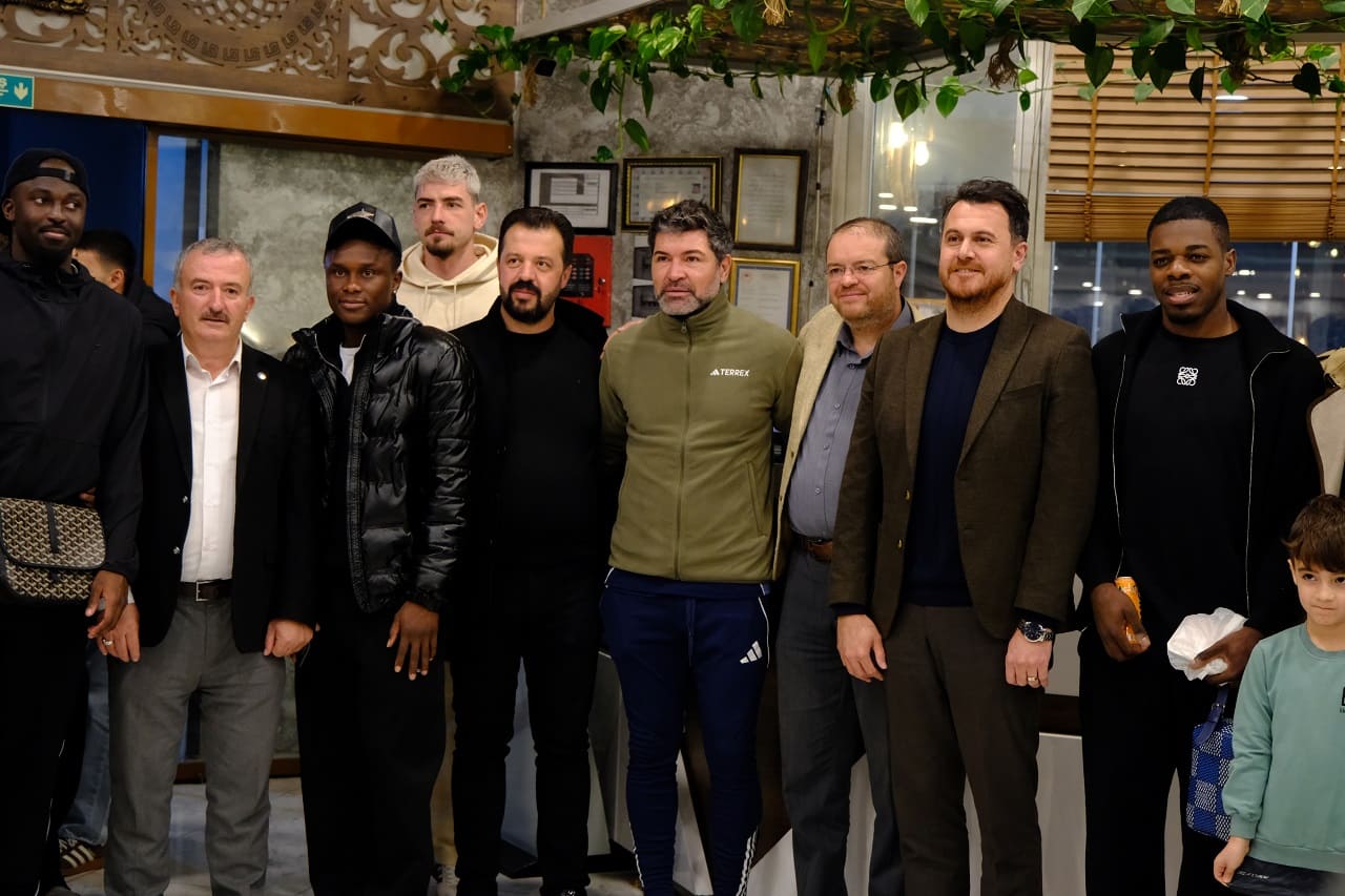 Memur Sen’den Vanspor’a Moral Yemeği (9)