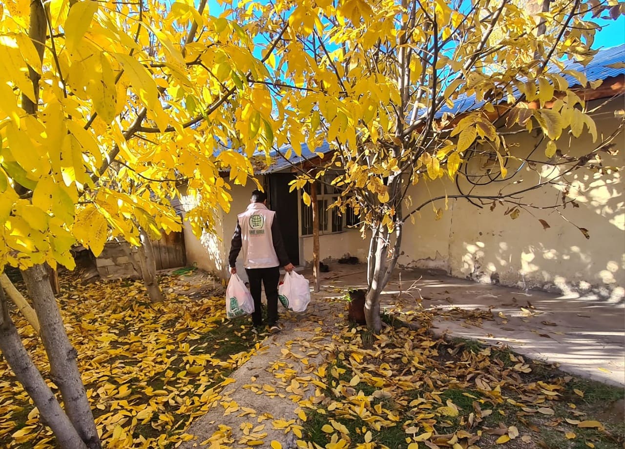 Umut Kervanı’ndan Muradiye’deki Ihtiyaç Sahiplerine Yardım Eli (6)