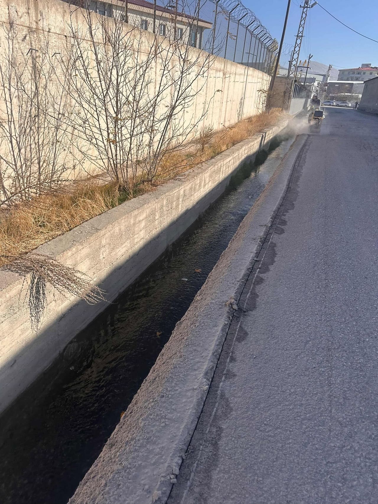 Van Şamran Kanalı’na Koruma Duvarı Ve Korkuluk (2)-1