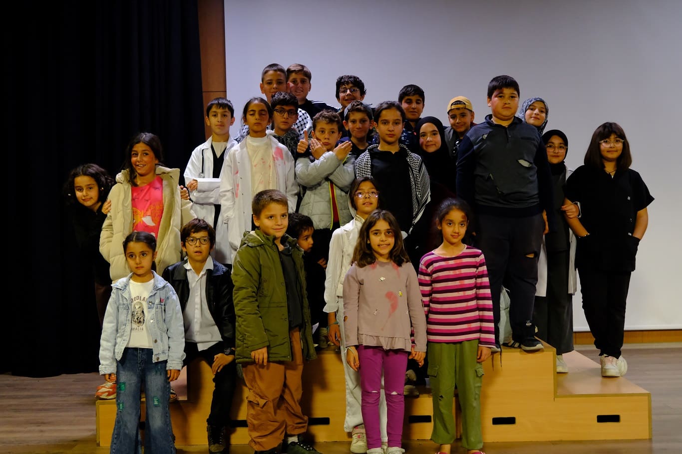 Van Yyü’de Gazze Için Duygu Dolu Tiyatro (12)