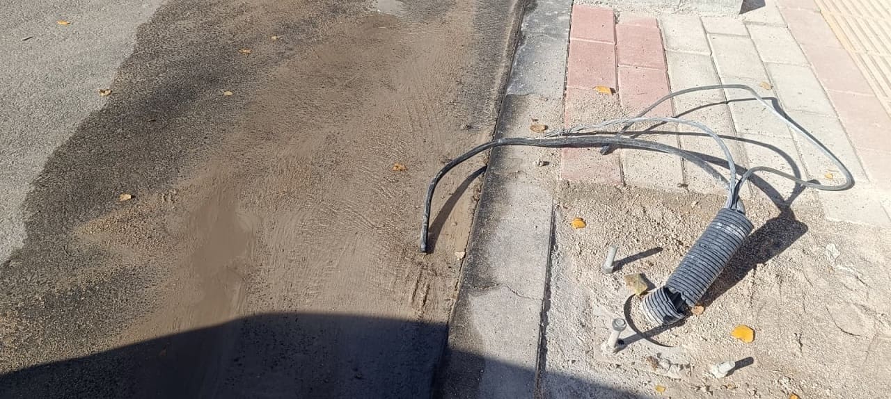 Van’da Bir Ay Önce Açılan Yolda Alt Yapı Patladı! (5)