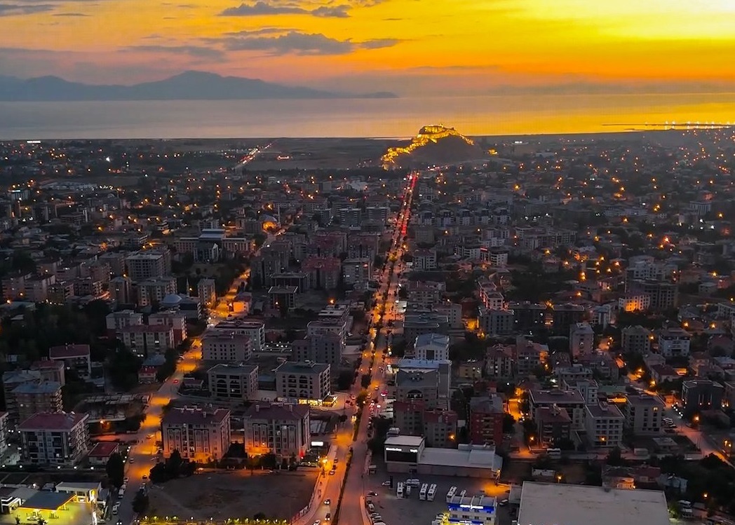 Van'da Elektrikler Kesilecek! İşte Karanlıkta Kalacak Bölgeler...