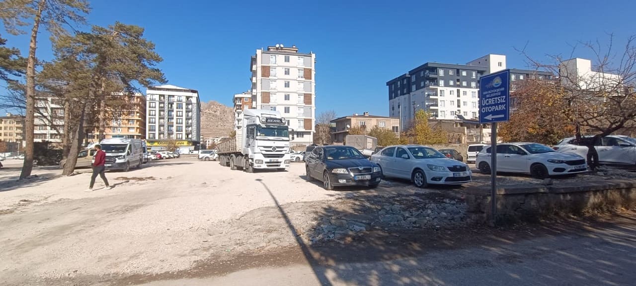 Van’da O Alan Ücretsiz Otoparka Dönüştürüldü! (9)