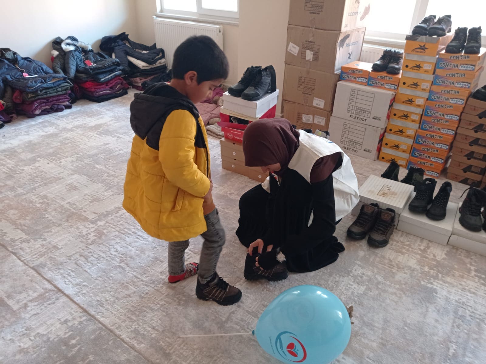 Van’da Yetim Çocukların Yüzü Güldü (5)