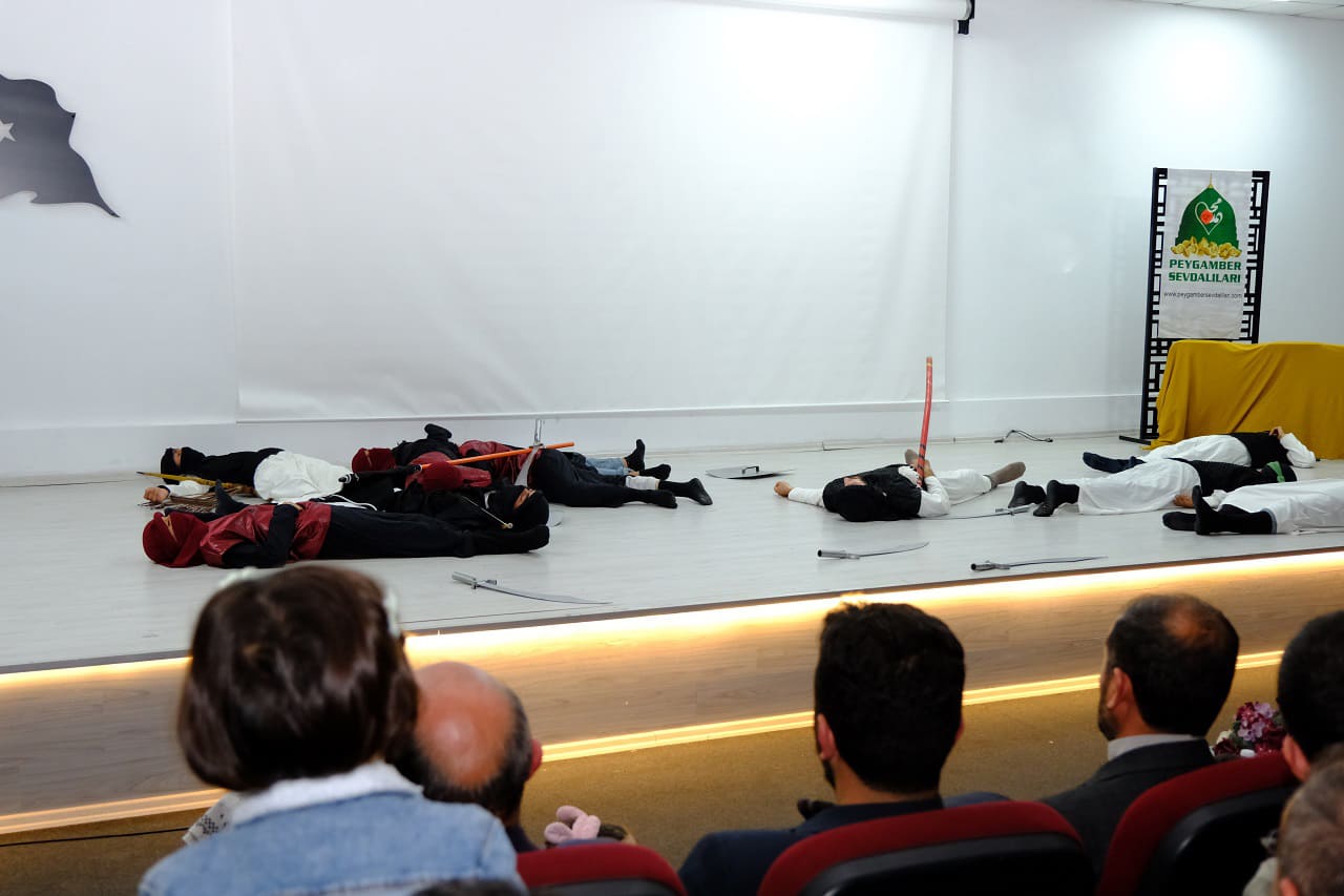 Van’da Yolumuzu Aydınlatan Yıldızlar Programı Düzenlendi (4)