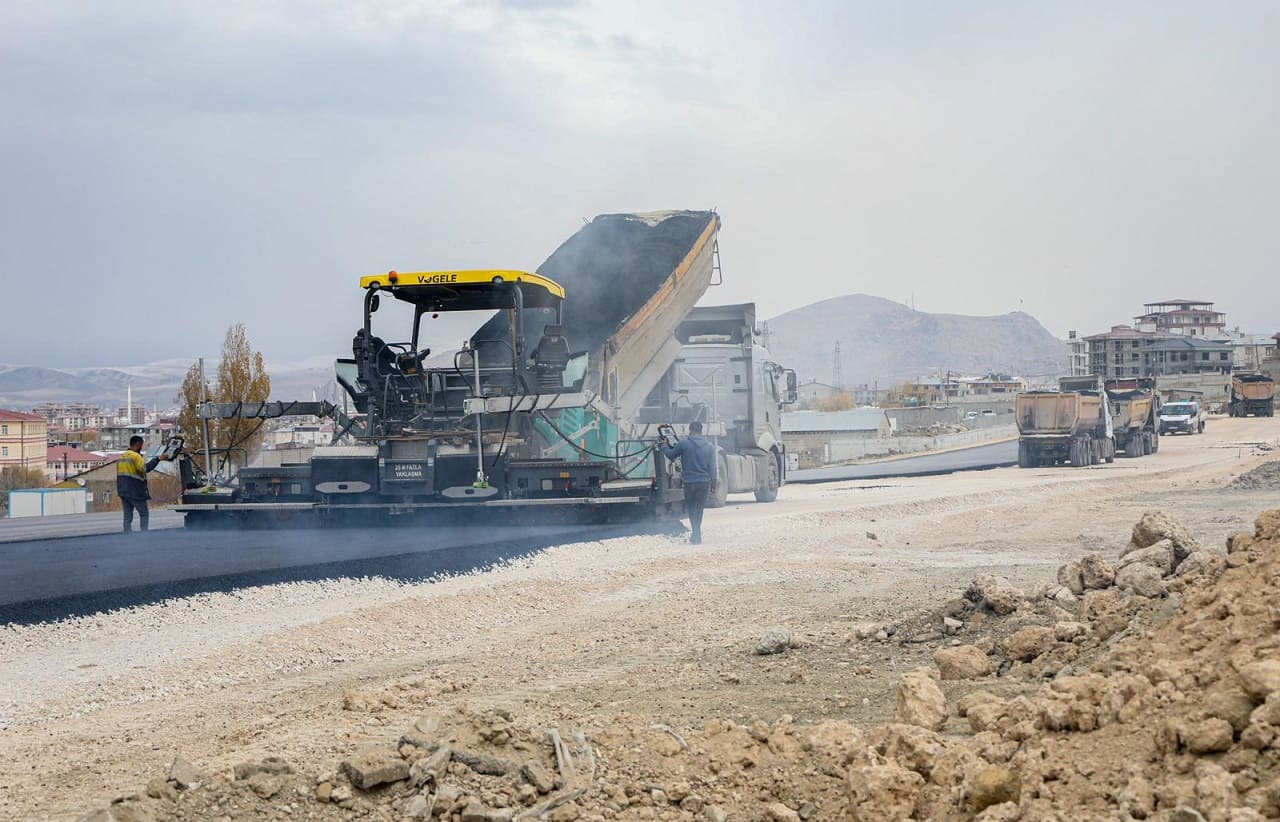 Van Elmalık Yolu Tamamlanıyor (2)
