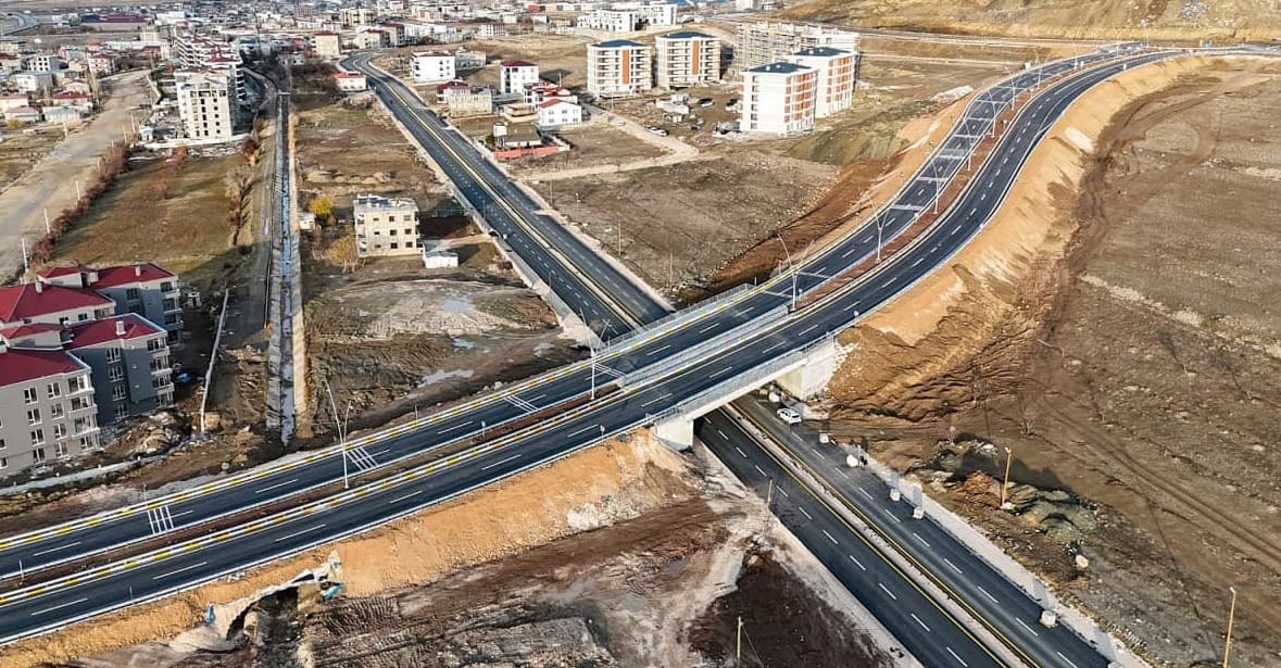 Van Elmalık Yolu Trafiğe Açıldı (1)-1