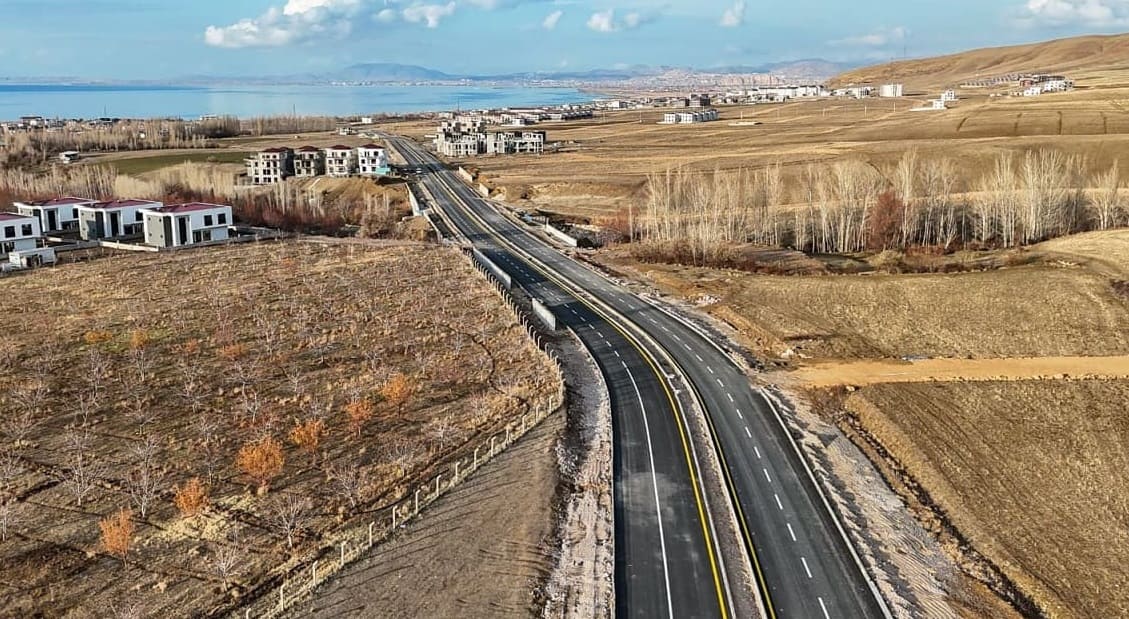 Van Elmalık Yolu Trafiğe Açıldı (4)-1