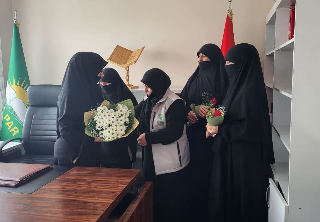Van Umut Kervanı Kadın Komisyonu’ndan Hüda Par’a Hayırlı Olsun Ziyareti (3)