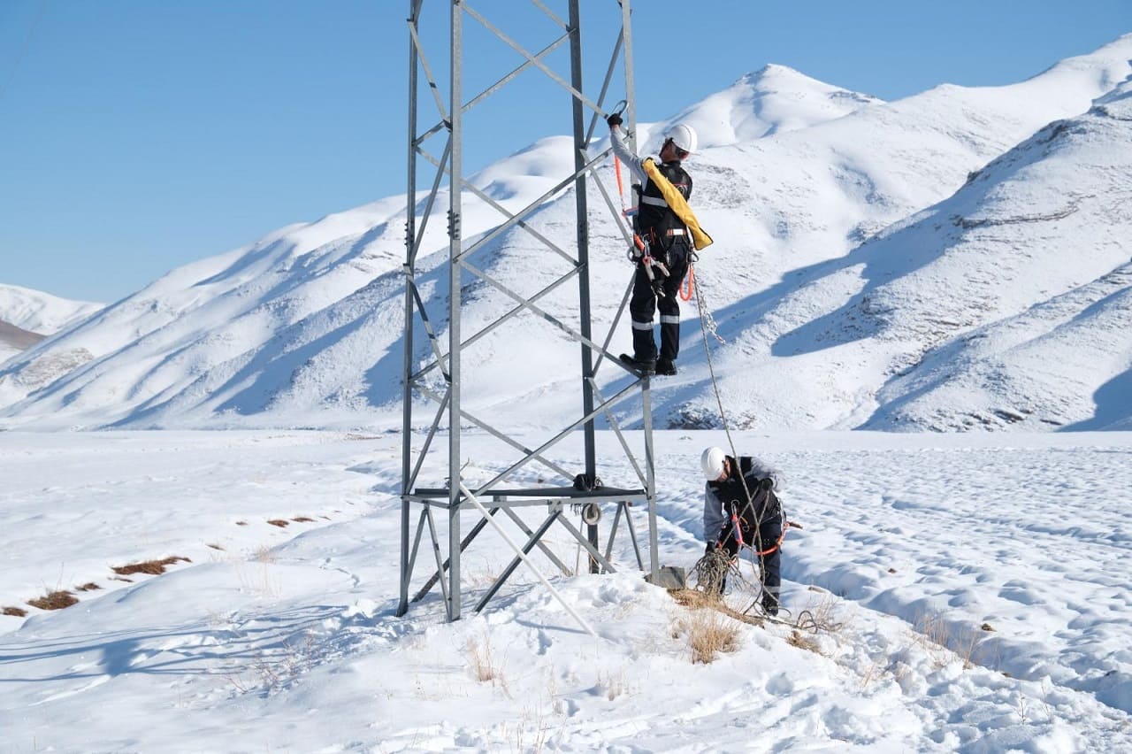 Van Ve Çevre Iller Kar Altında, Vedaş Teyakkuzda! (1)