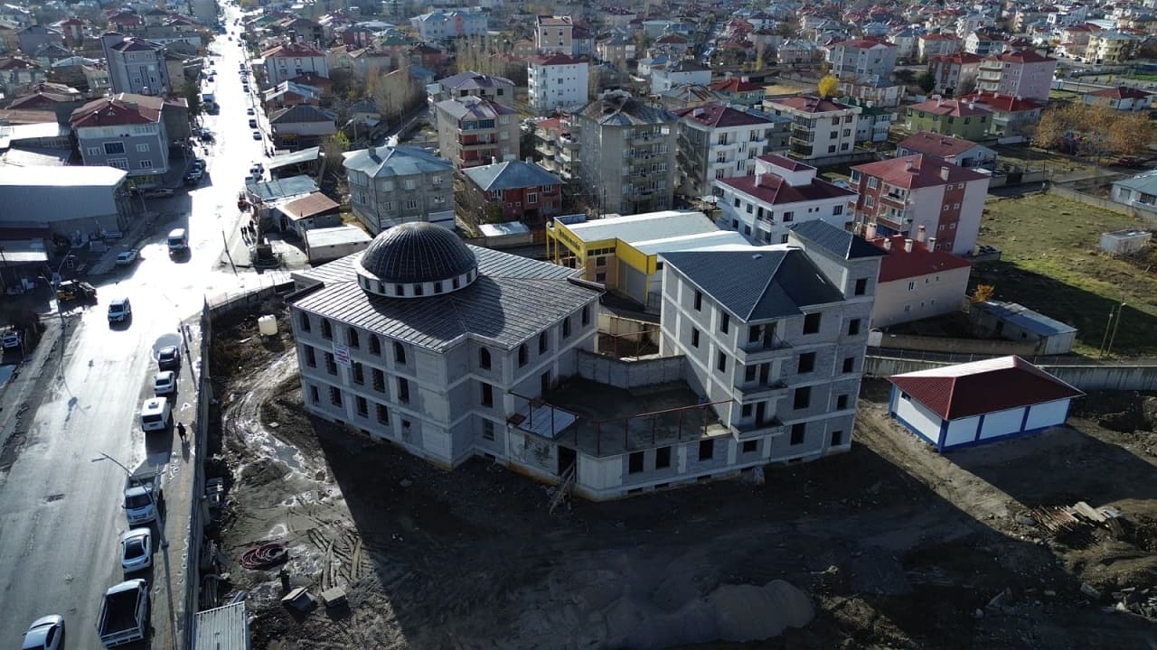 Van’da Cami Ve Kur’an Kursu Inşaatı Destek Bekliyor (1)