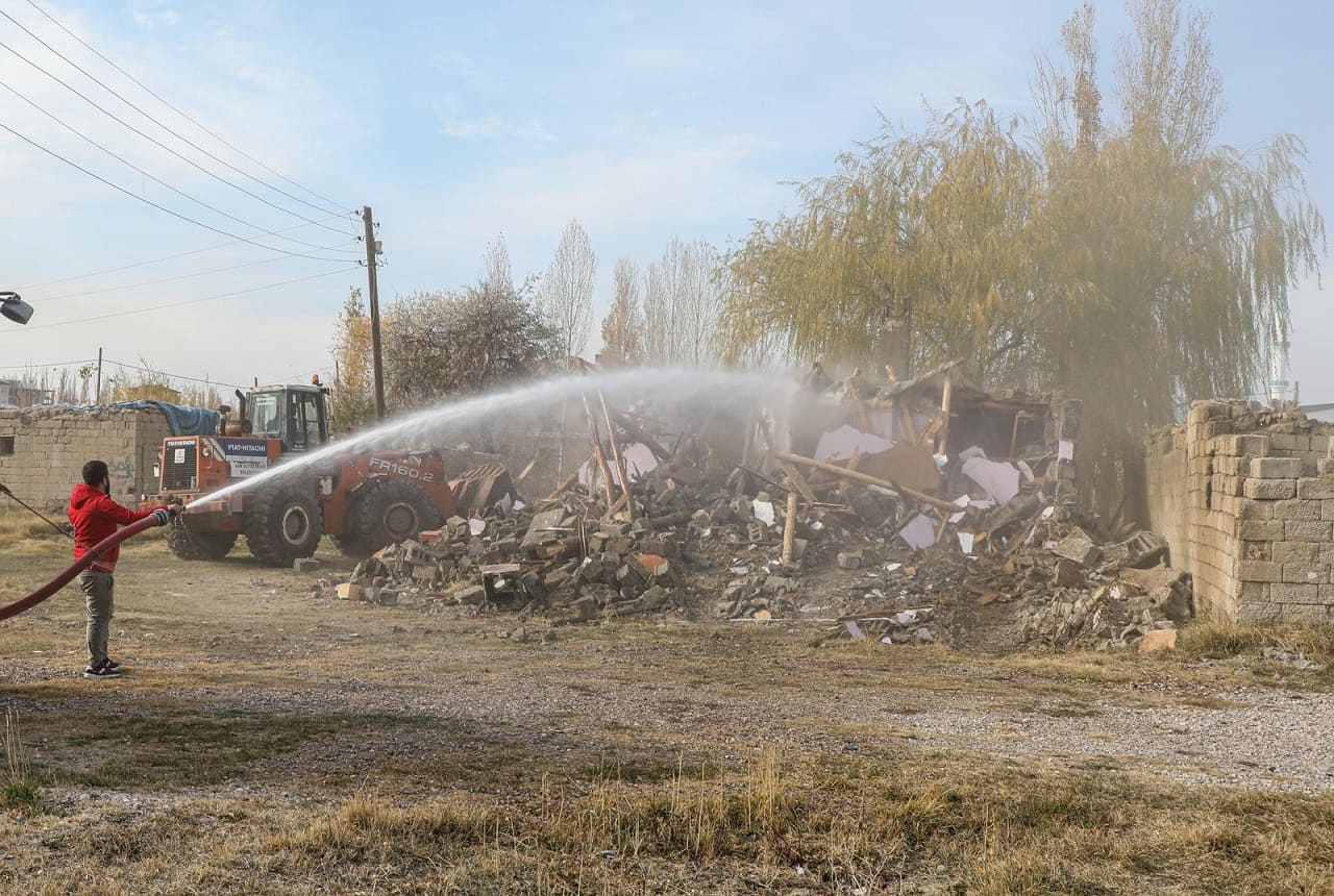 Van'da Yeni Cadde Çalışması Başladı! İpekyolu Elmalık Yolunu Birleştirecek.. (1)