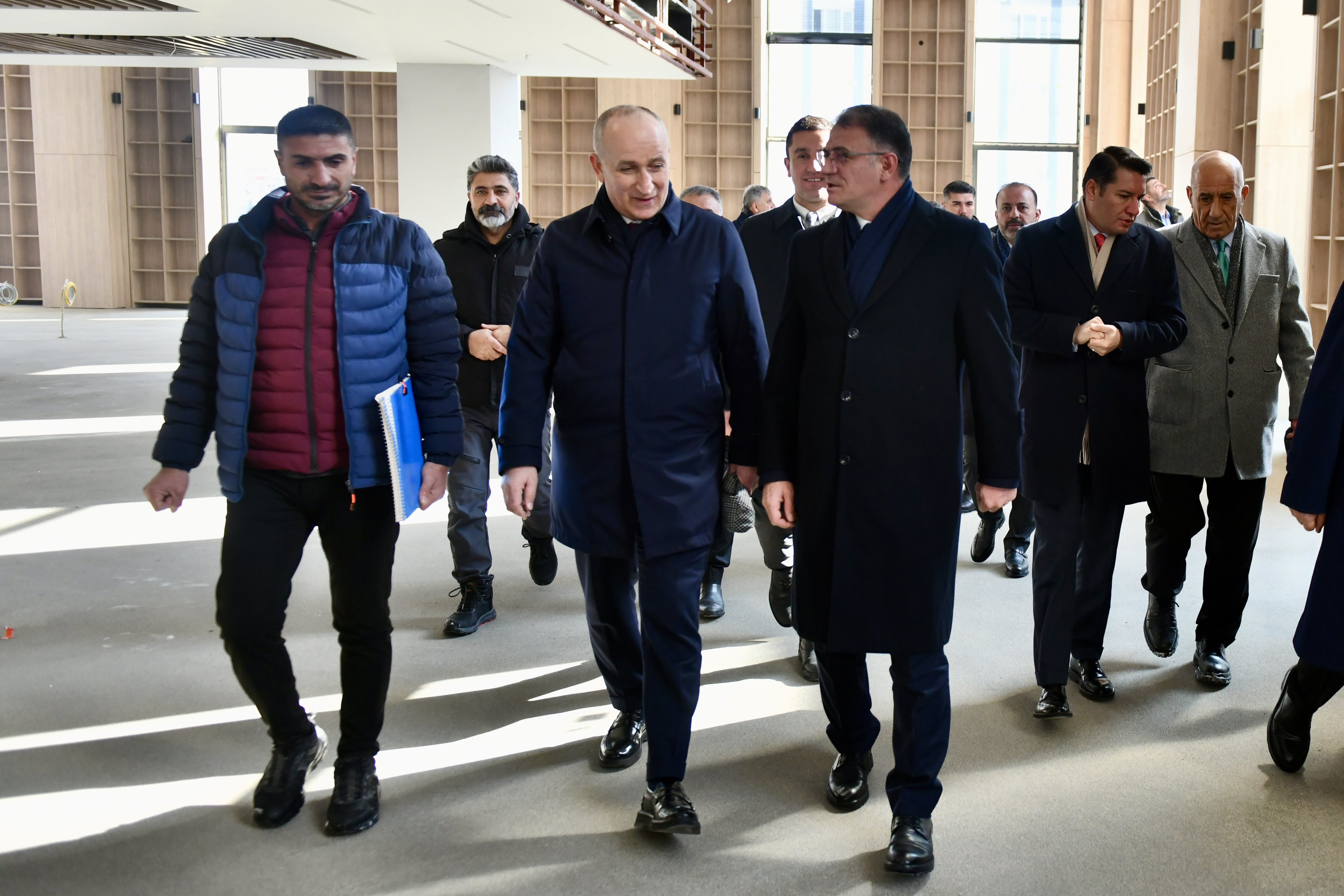 Bakan Yardimcisi Ve Toki Baskani Vandaydi Projeler Incelendi 2