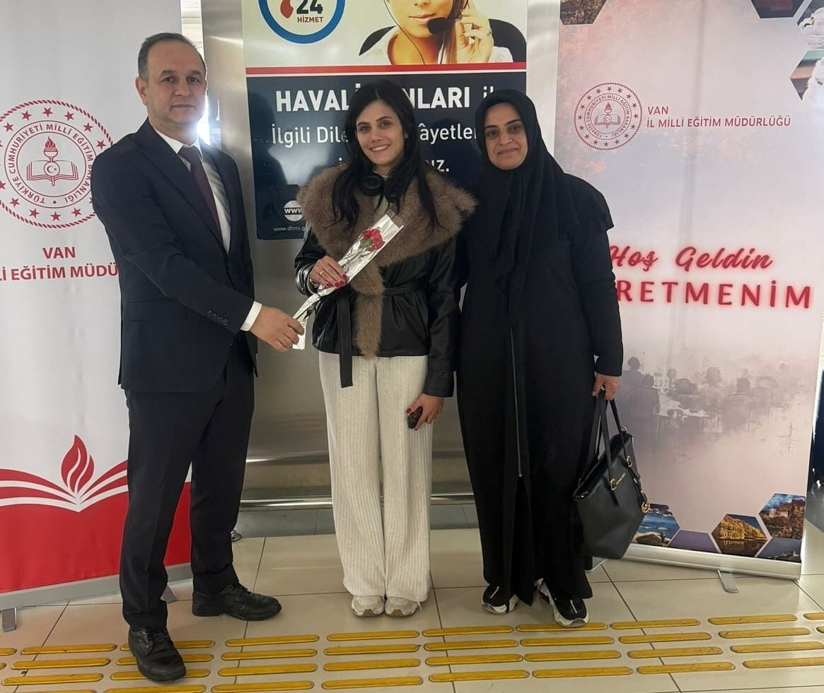 Van’da Yeni Atanan Öğretmenlere Sıcak Karşılama (4)