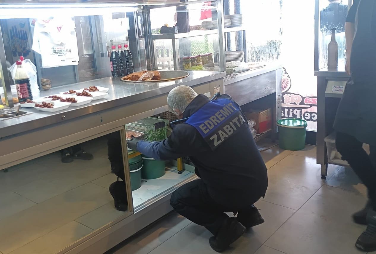 Edremit’te Çiğ Köfte Işletmelerine Ramazan Denetimi (2)