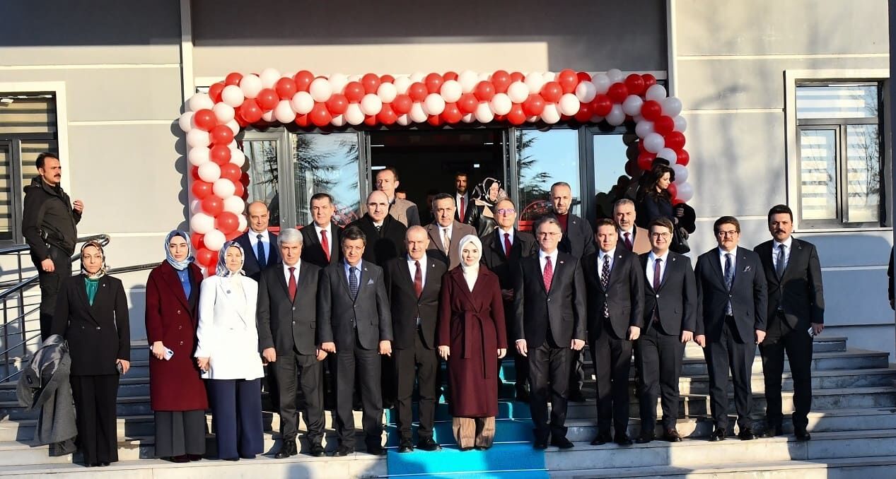 Van Aile Ve Sosyal Hizmetler İl Müdürlüğünün Yeni Binası Açıldı 3