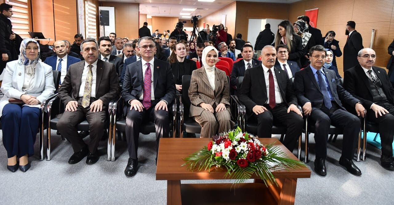 Van Aile Ve Sosyal Hizmetler İl Müdürlüğünün Yeni Binası Açıldı (4)