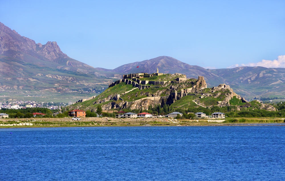 Van Gölü Canavarı Bilimsel Gerçek Mi, Kültürel Efsane Mi 1