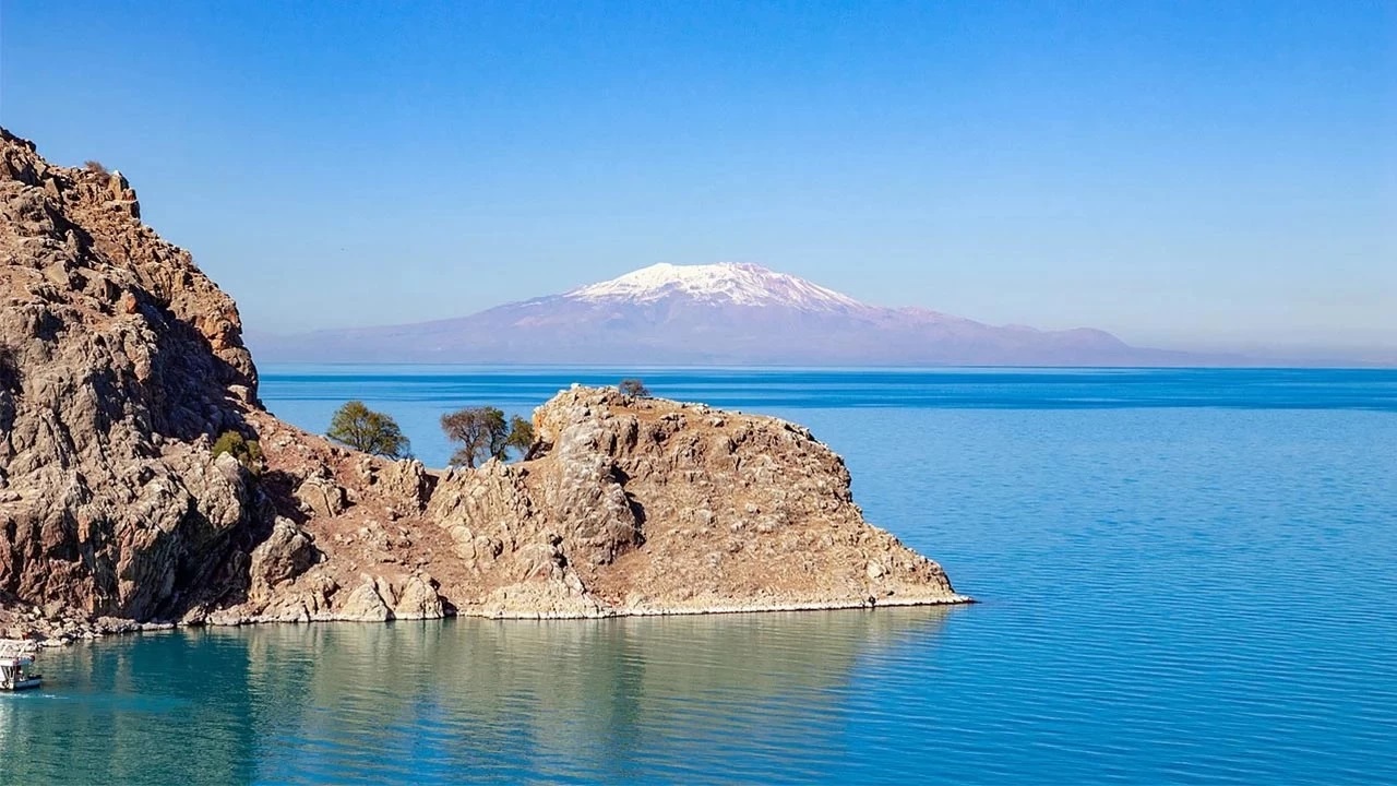 Van Gölü Canavarı Bilimsel Gerçek Mi, Kültürel Efsane Mi 2