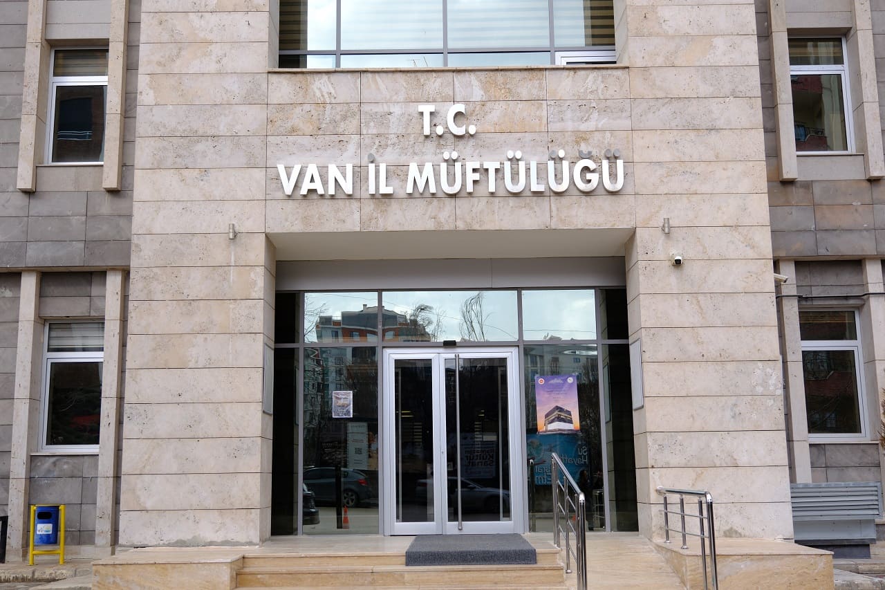 Van İl Müftüsü Şık Ramazan’da Camiler Hayatın Merkezinde Olmalı (1)