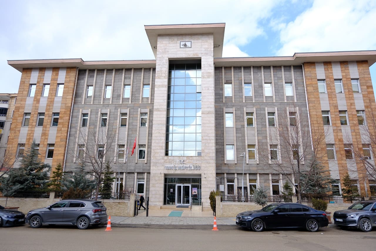 Van İl Müftüsü Şık Ramazan’da Camiler Hayatın Merkezinde Olmalı (2)