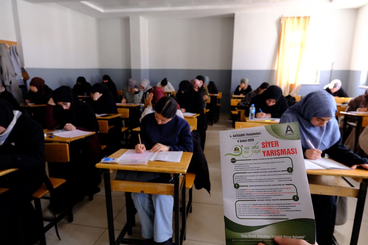 Van’da Binlerce Kişi Siyer Sınavında Ter Döktü! (19)