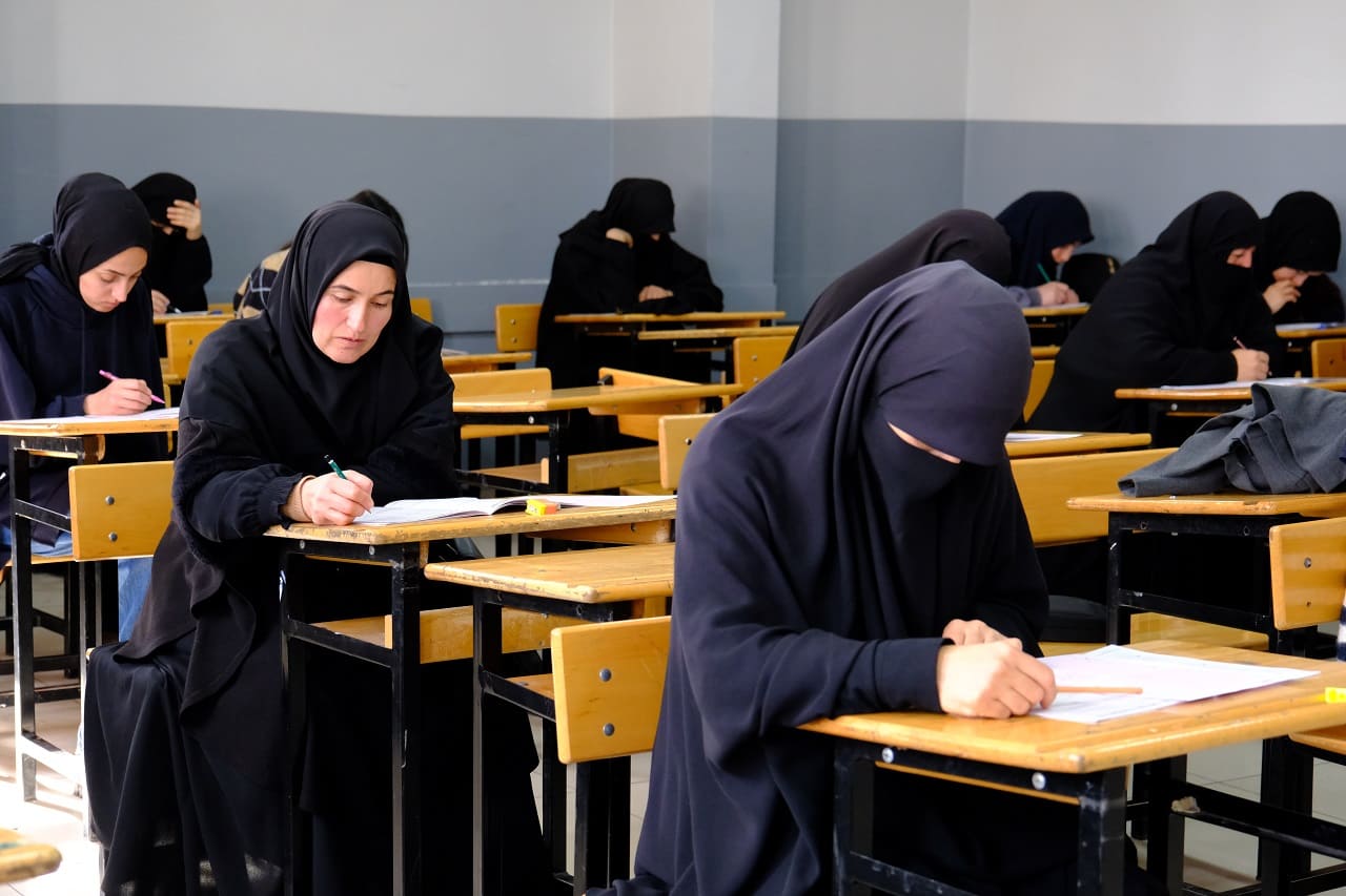 Van’da Binlerce Kişi Siyer Sınavında Ter Döktü! (20)