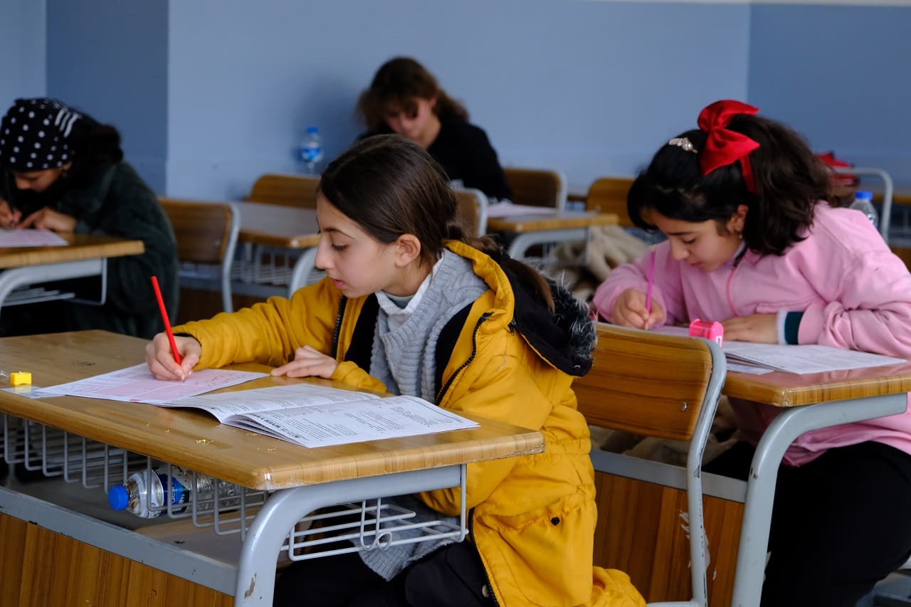 Van’da Binlerce Kişi Siyer Sınavında Ter Döktü! (27)