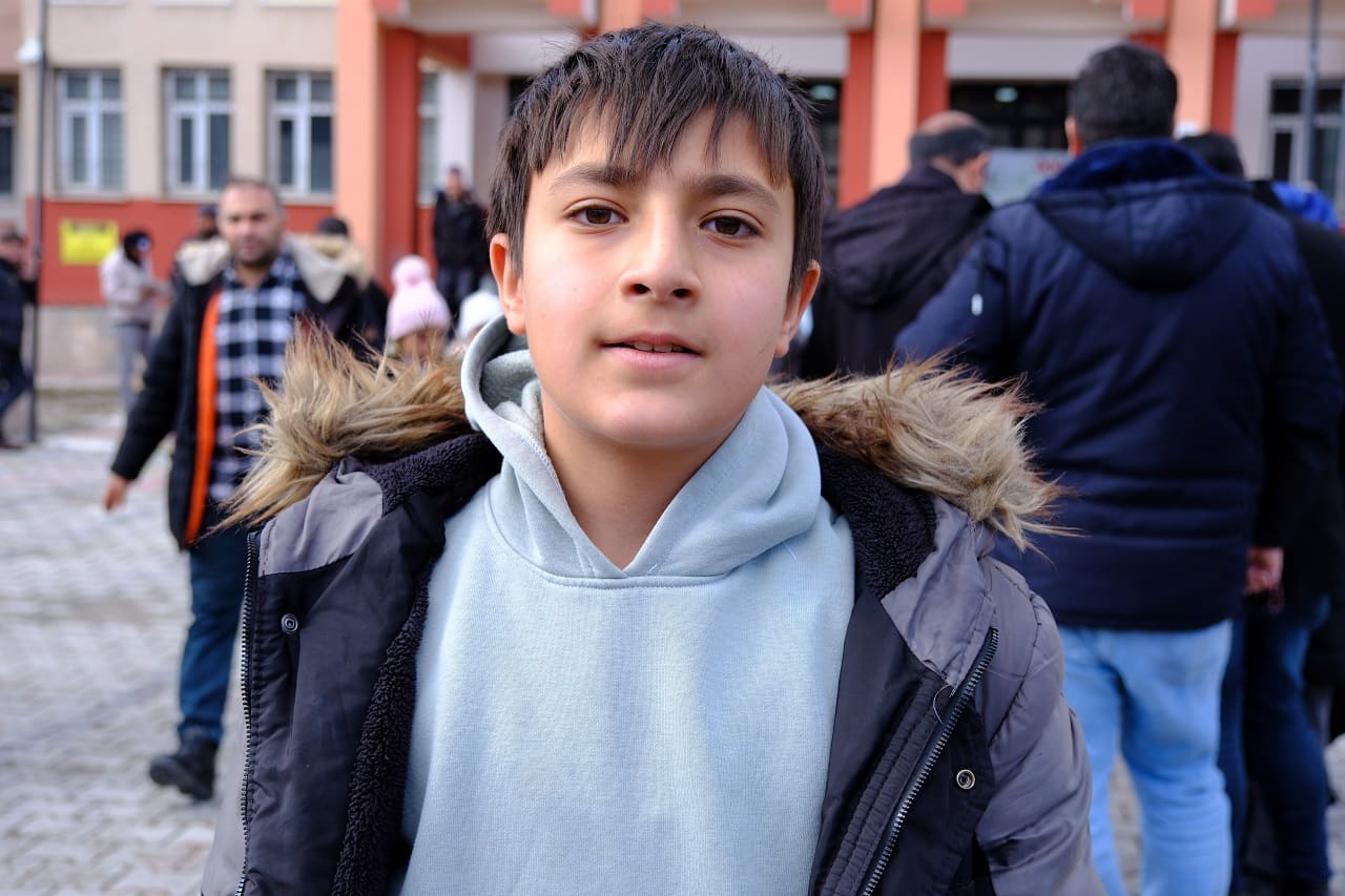 Van’da Binlerce Kişi Siyer Sınavında Ter Döktü! (33)