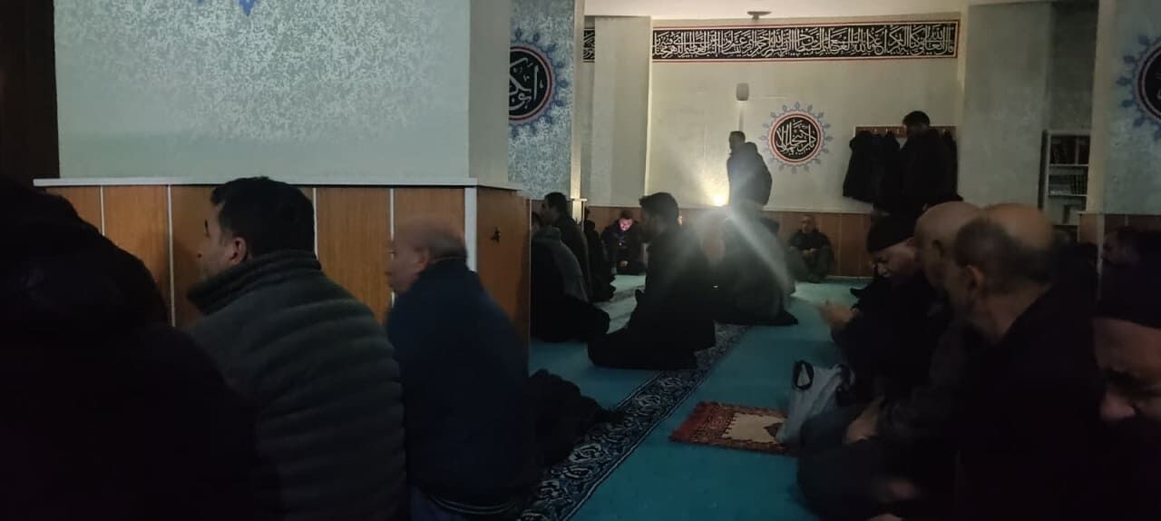 Van’da Cuma Namazı Karanlıkta Kılındı! (4)