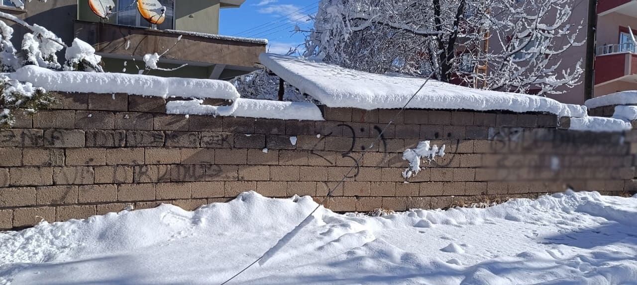 Van’da Elektrik Krizi Dondurucu Soğukta Kombiler Çalışmıyor… (4)