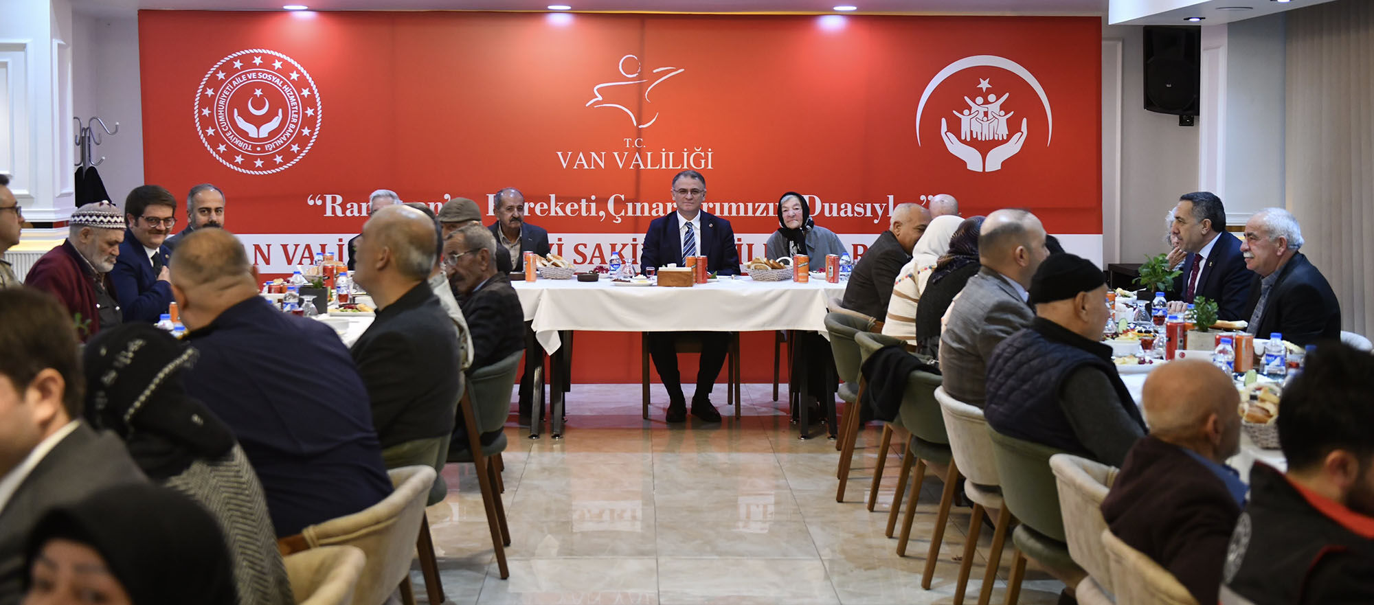 Van’da Gönül Sofrası Huzurevi Sakinleri Için Kuruldu 1