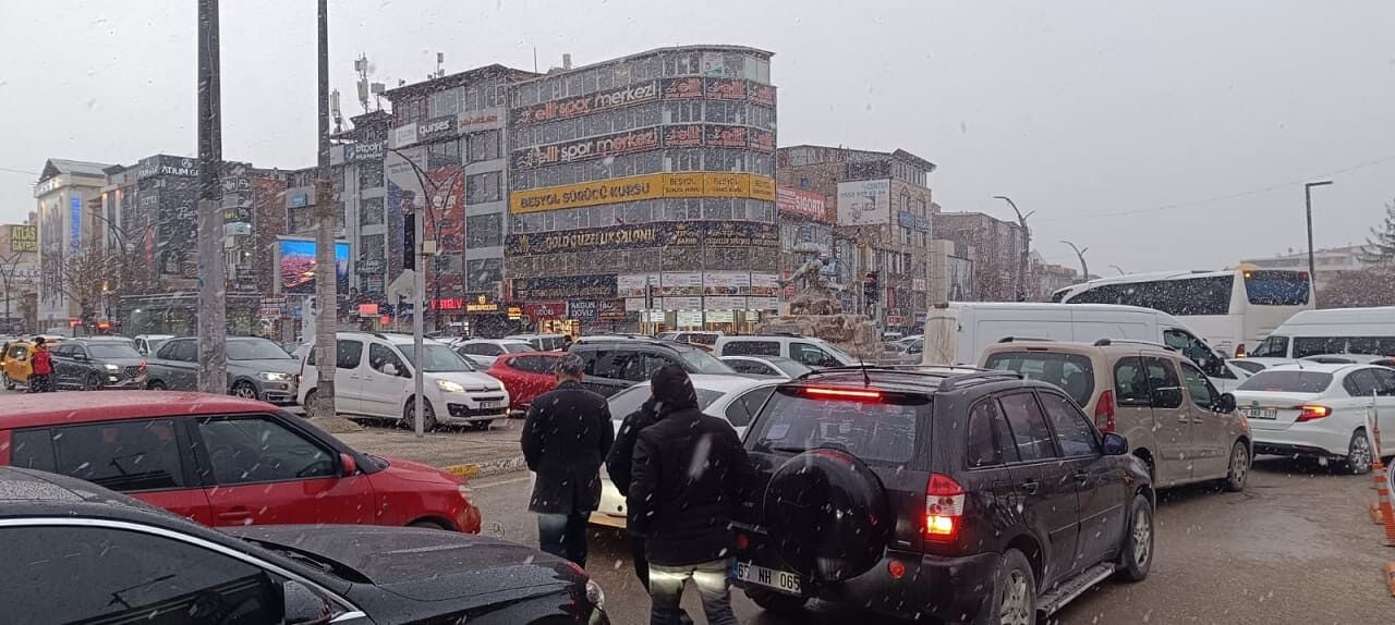 Van’da Iftara Yetişmek Hayal Oldu! (6)