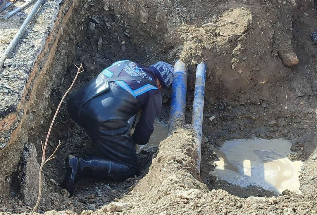 Van’da Iki Mahallenin Suyunu Kesen Arızaya Müdahale!1