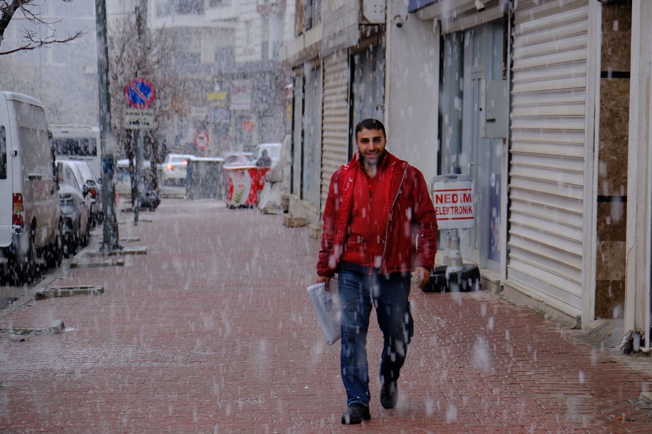 Van’da Kar Yağışı Ger Döndü, Kent Yeniden Beyaza Büründü (4)