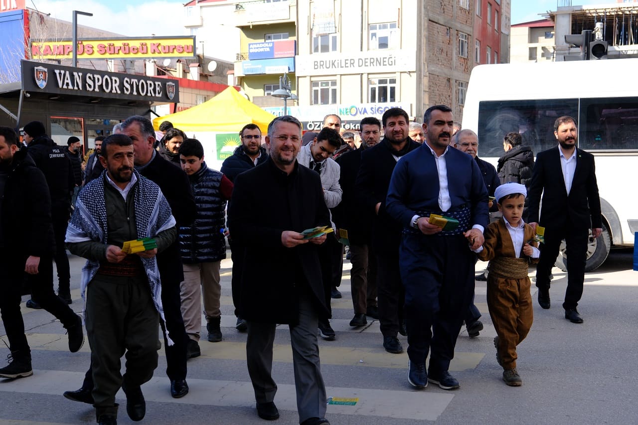 Van'da Kürtçe Için Yürüyüş Düzenlendi! (7)