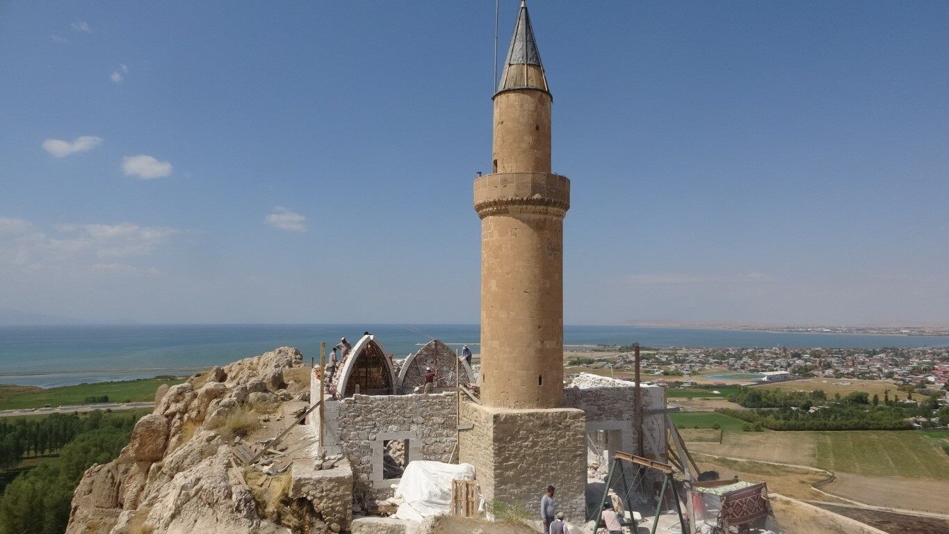Van’da Selatin Camii Var Mı Osmanlı Mimarisi Ve Van’ın Tarihi Yapıları 1