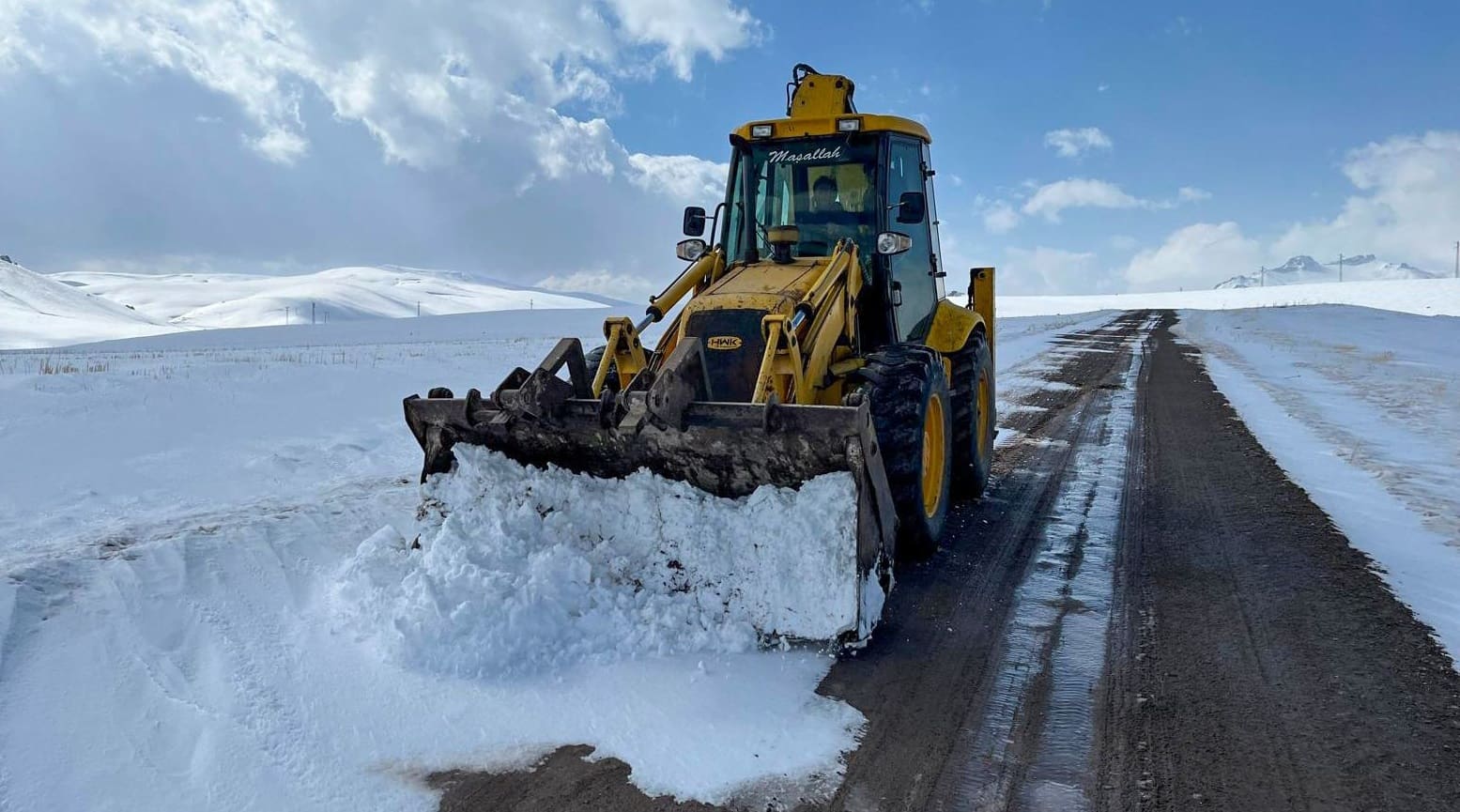 Van’da Yol Ve Kaldırım Onarımı Çalışması! (4)