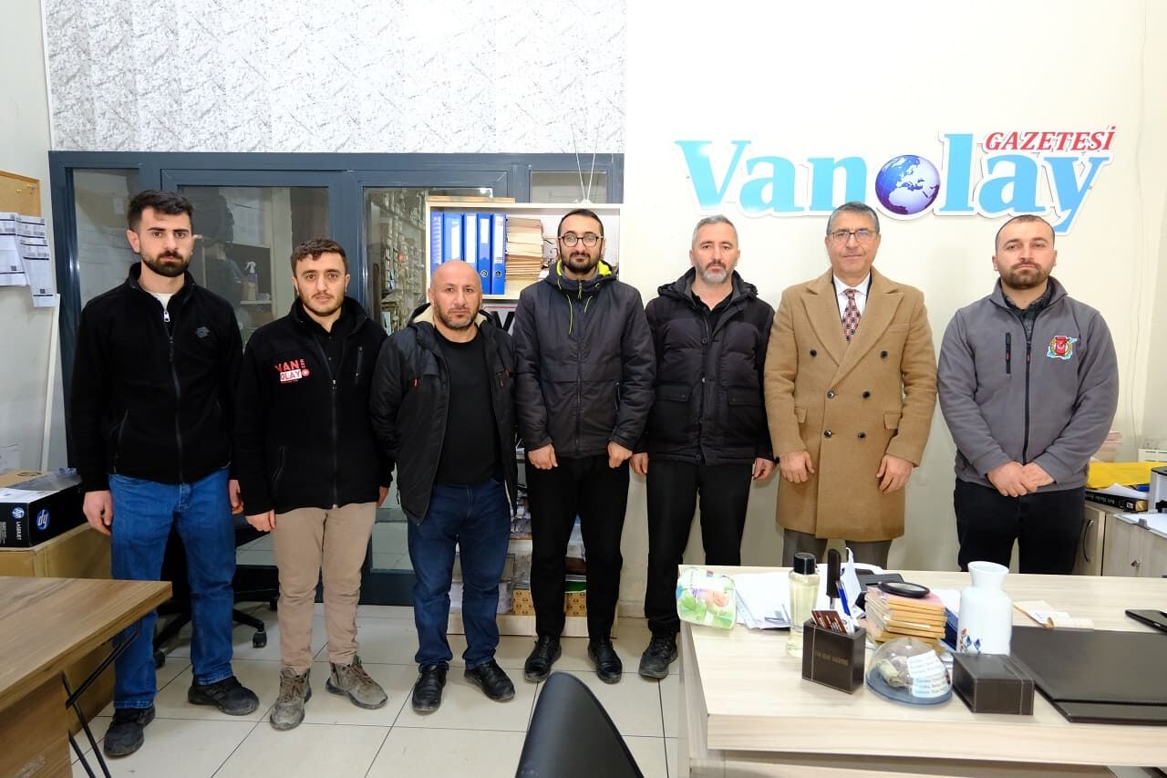 Bi̇k Van Bölge Müdüründen Gazetemize Ziyaret (2)